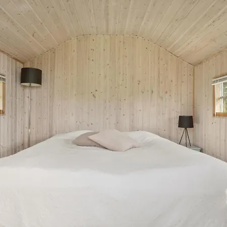 Holiday home Awesome In With Wifi Odder